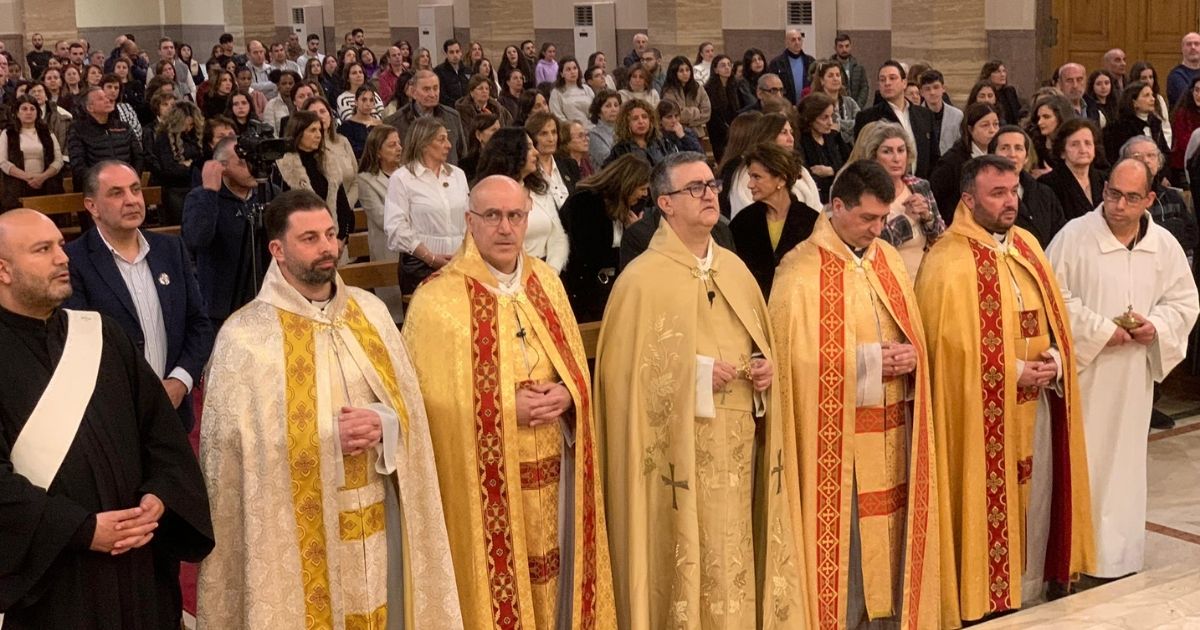 رعية إهدن–زغرتا تحتفل بعيد مار مارون