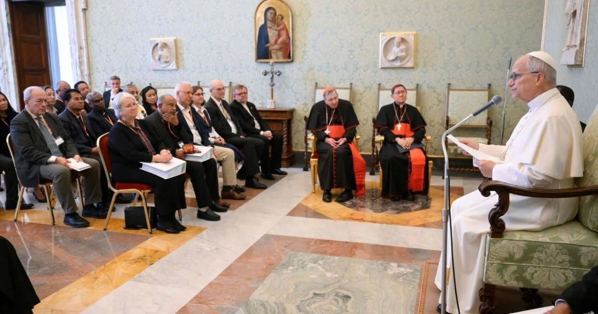 البابا مستقبلًا اتحاد الكتاب المقدّس الكاثوليكي: كونوا رسائل حيّة لكلمة الله