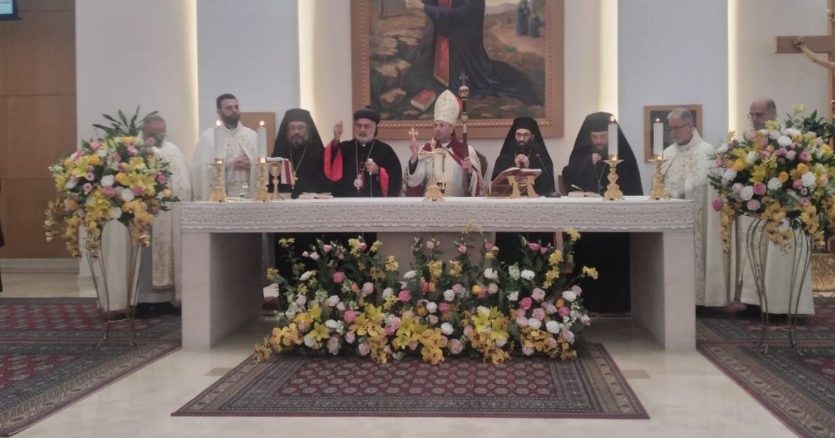 المطران معوض ترأس قداس عيد مار مارون في كسارة