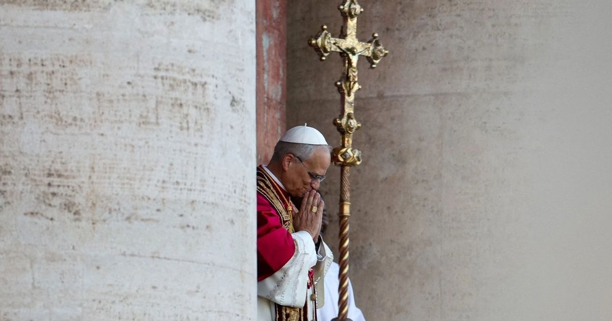 البابا في رسالة الصوم: صومٌ يصغي ويُهذّب اللسان