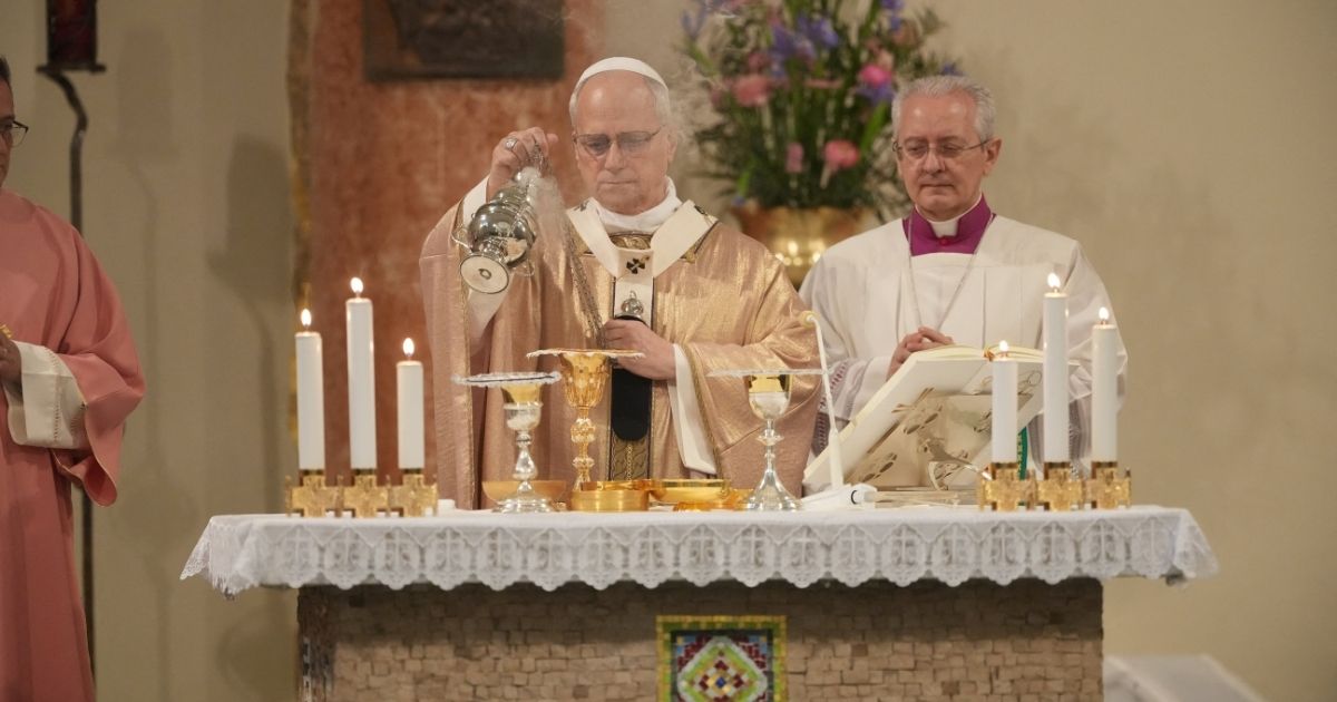 البابا لاوُن الرابع عشر: لا يمكن استخدام اسم الله لتبرير الحروب