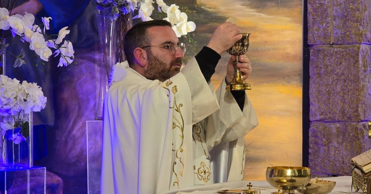 قداس بمناسبة عيد الأم في رعية القديسة تقلا - سد البوشرية