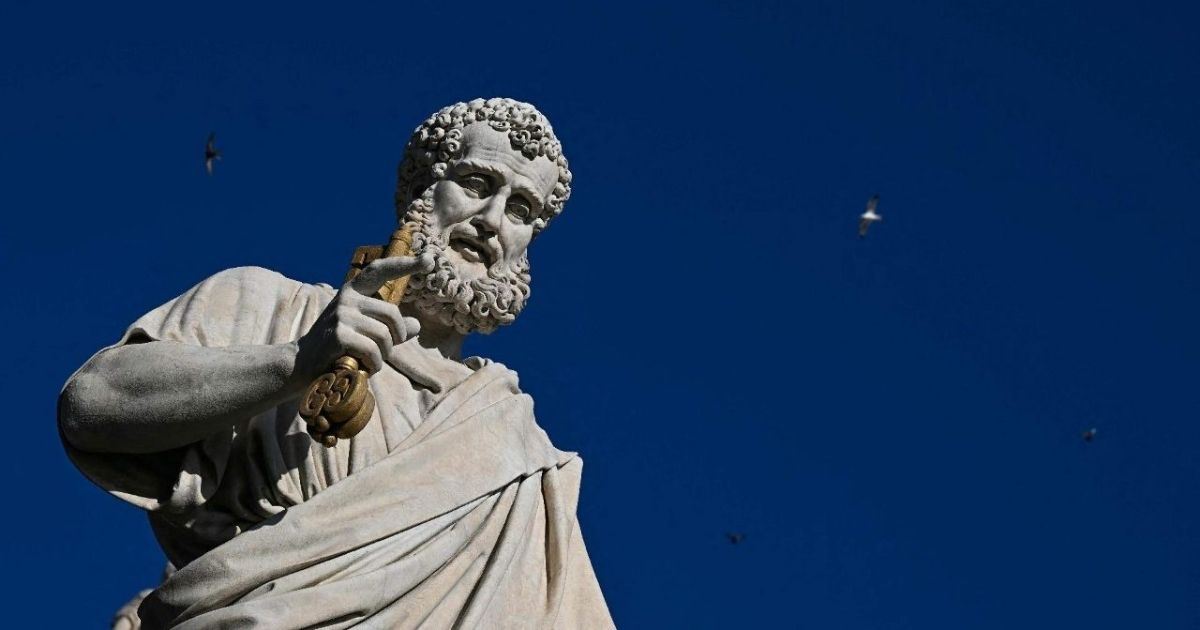 البابا لاوُن الرابع عشر يقرّ مراسيم جديدة في دعاوى القديسين