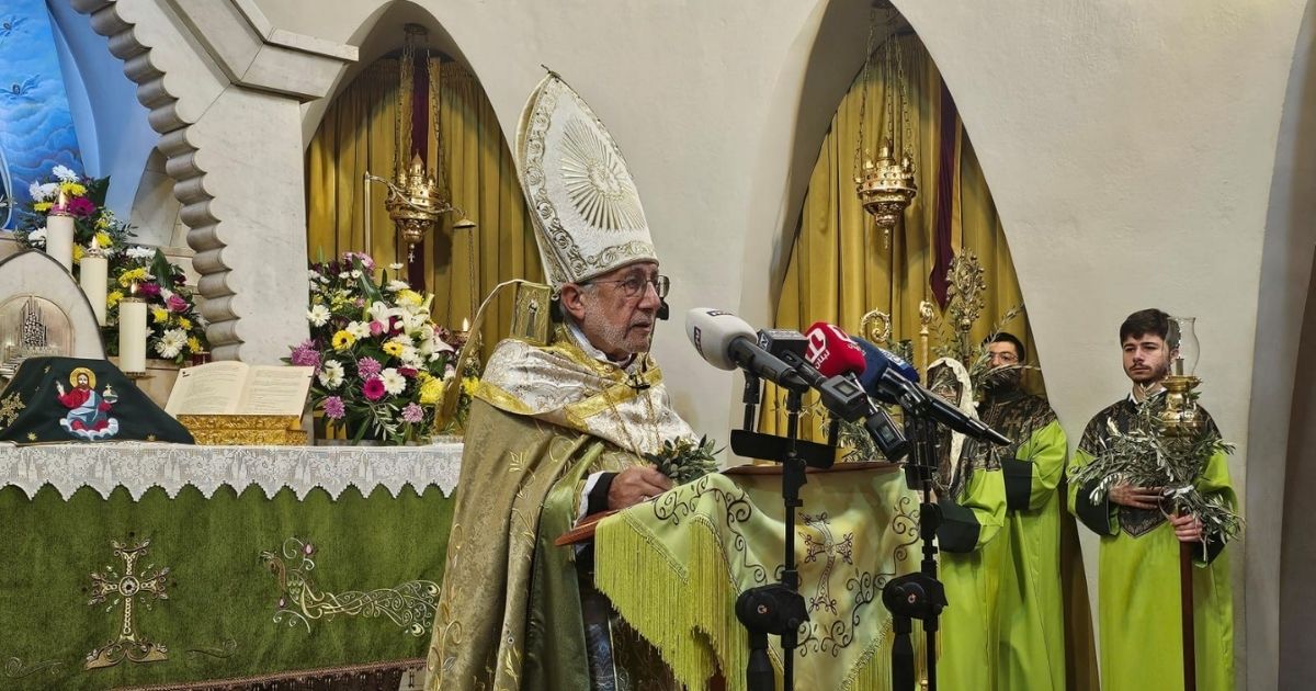 البطريرك ميناسيان في أحد الشعانين: لبنان بحاجة إلى محبّة ووحدة لينتصر
