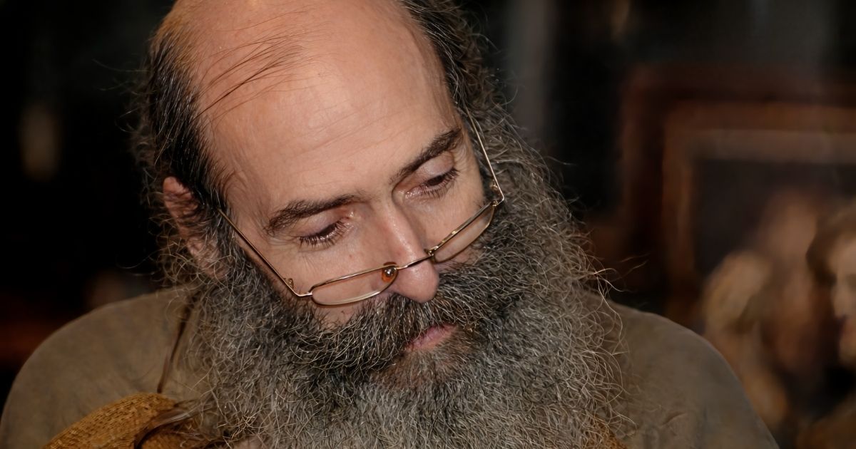 وفاة "الأخ نور" مؤسس المحطة الزميلة "تيلي لوميار"