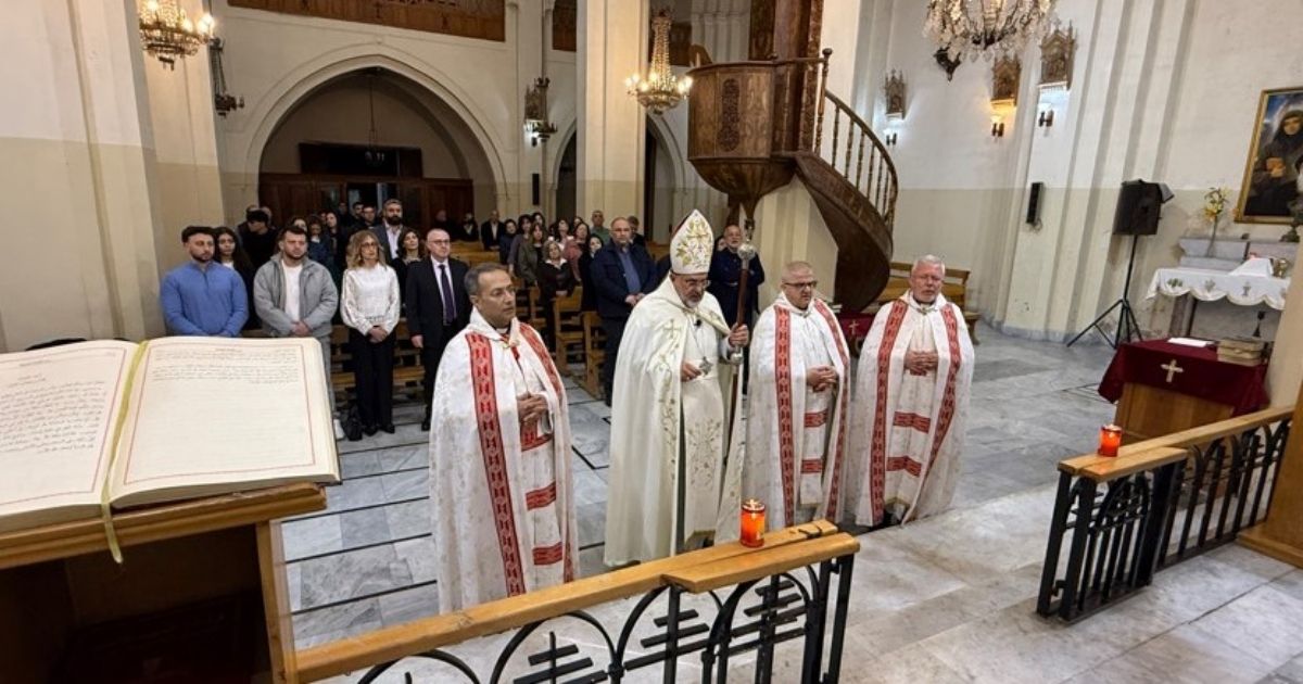 المطران سويف في قداس الفصح: القيامة رجاء للبنان