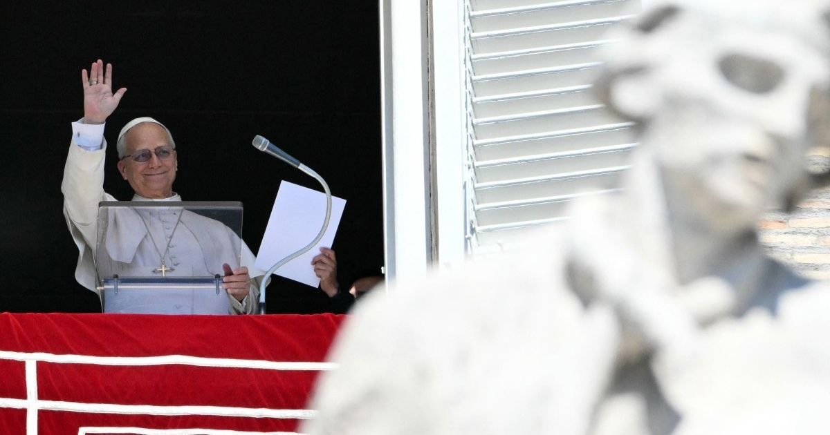 البابا: الشرّ يفسد التاريخ… والحق يضيء الظلمة