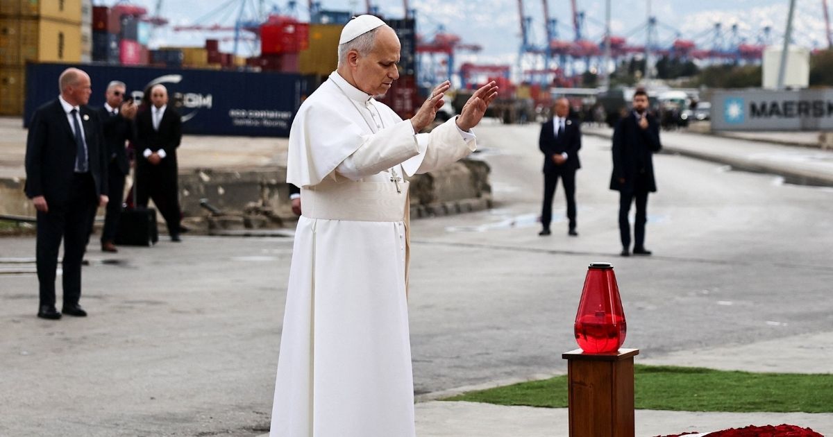 البابا لاوُن الرابع عشر يعزّي مسيحيي جنوب لبنان ويدعو إلى الرجاء