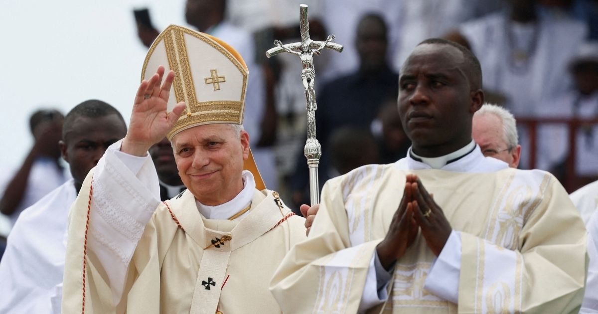 البابا من دوالا: كونوا أنتم البشرى السارة لبلادكم