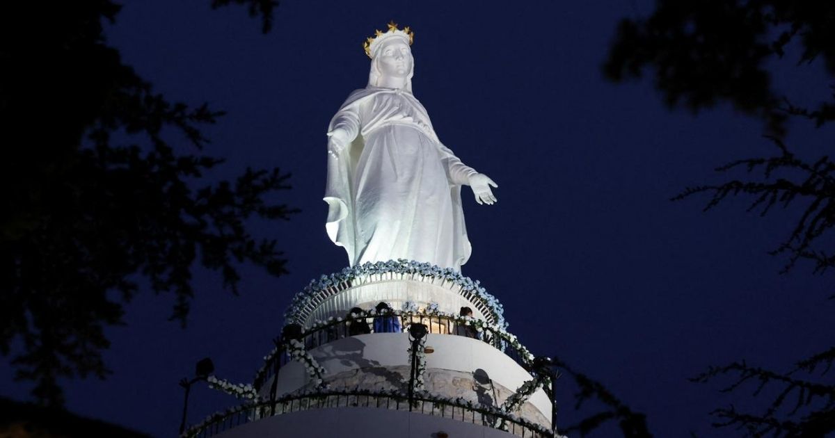 مزار سيدة لبنان في حريصا يدعو إلى أمسيات صلاة وتأمل طيلة شهر أيار