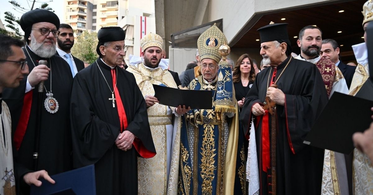 البطريرك ميناسيان: من بقايا الإبادة نحمل رسالة السلام