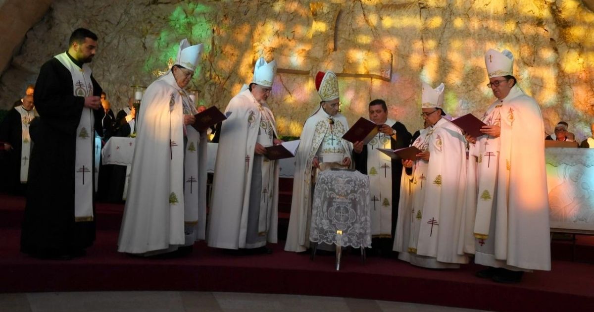 البطريرك الراعي: الميرون وديعة الروح القدس وعلامة وحدة الكنيسة عبر الأجيال