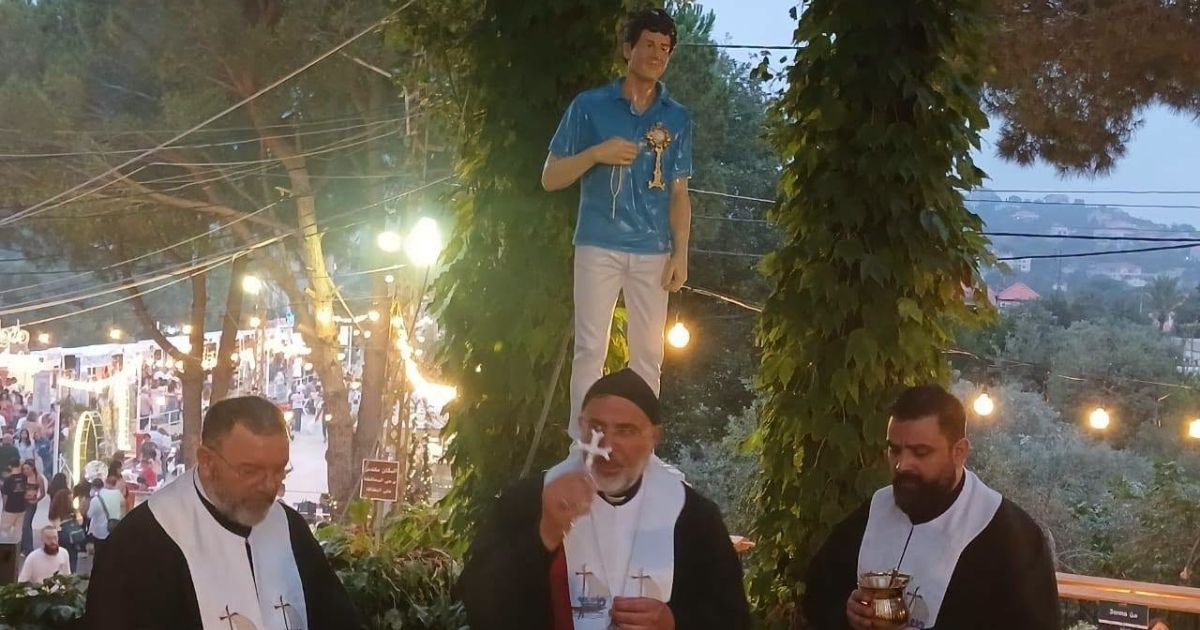 المطران سويف في عيد الانتقال: مع المسيح بَطُل الموت... ومريم ترافقنا بصلاتها