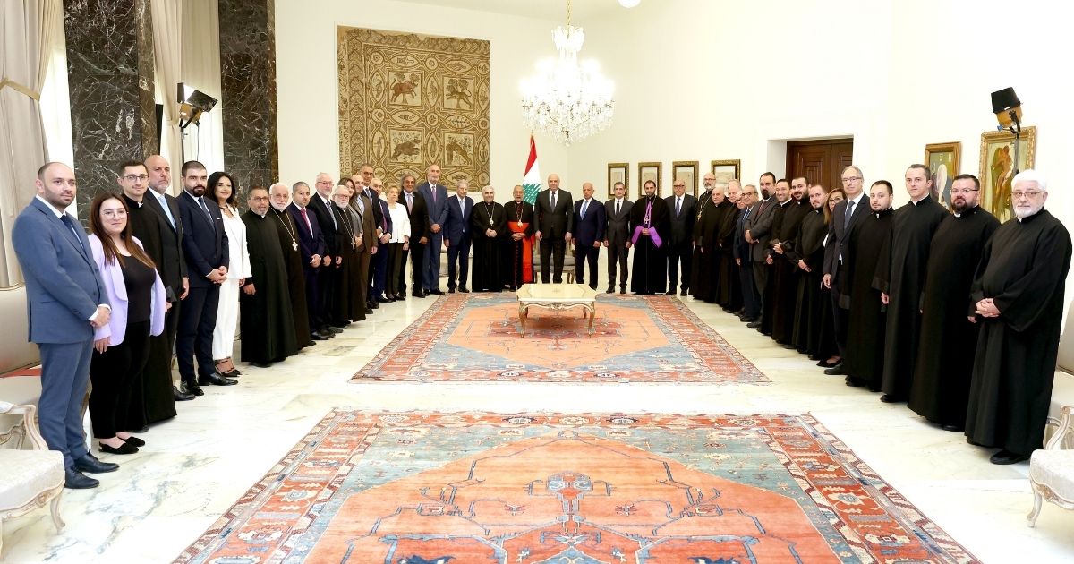عون أمام البطريرك ميناسيان: اتخذنا خيارات لمصلحة الشعب الذي تعب من الحرب
