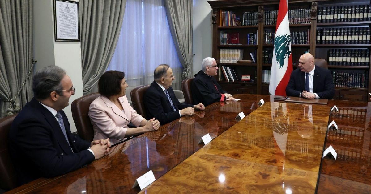 الرئيس عون مدعوّ إلى قداس تكريس مذبح الدويهي والحويّك في بيروت