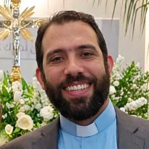 الخوري جوني شربل