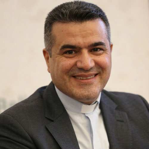 الخوري باسم الراعي